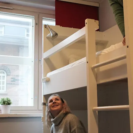 坦佩雷梦想旅舍