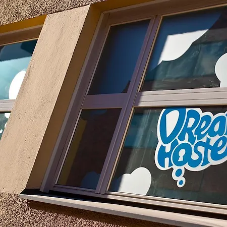 Hostel Dream & *