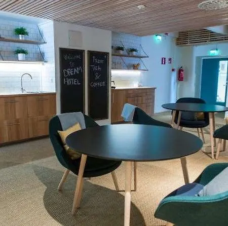 Dream & Hostel