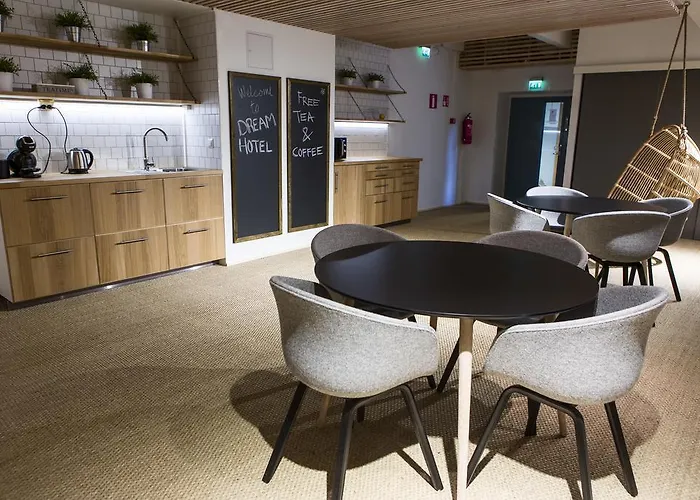 坦佩雷梦想旅舍 旅馆 *