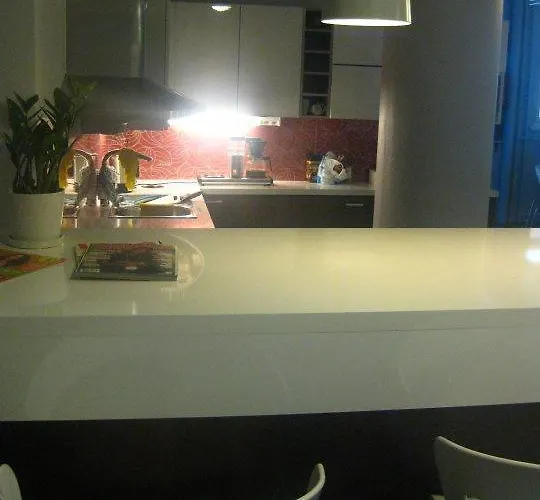 坦佩雷梦想旅舍 *